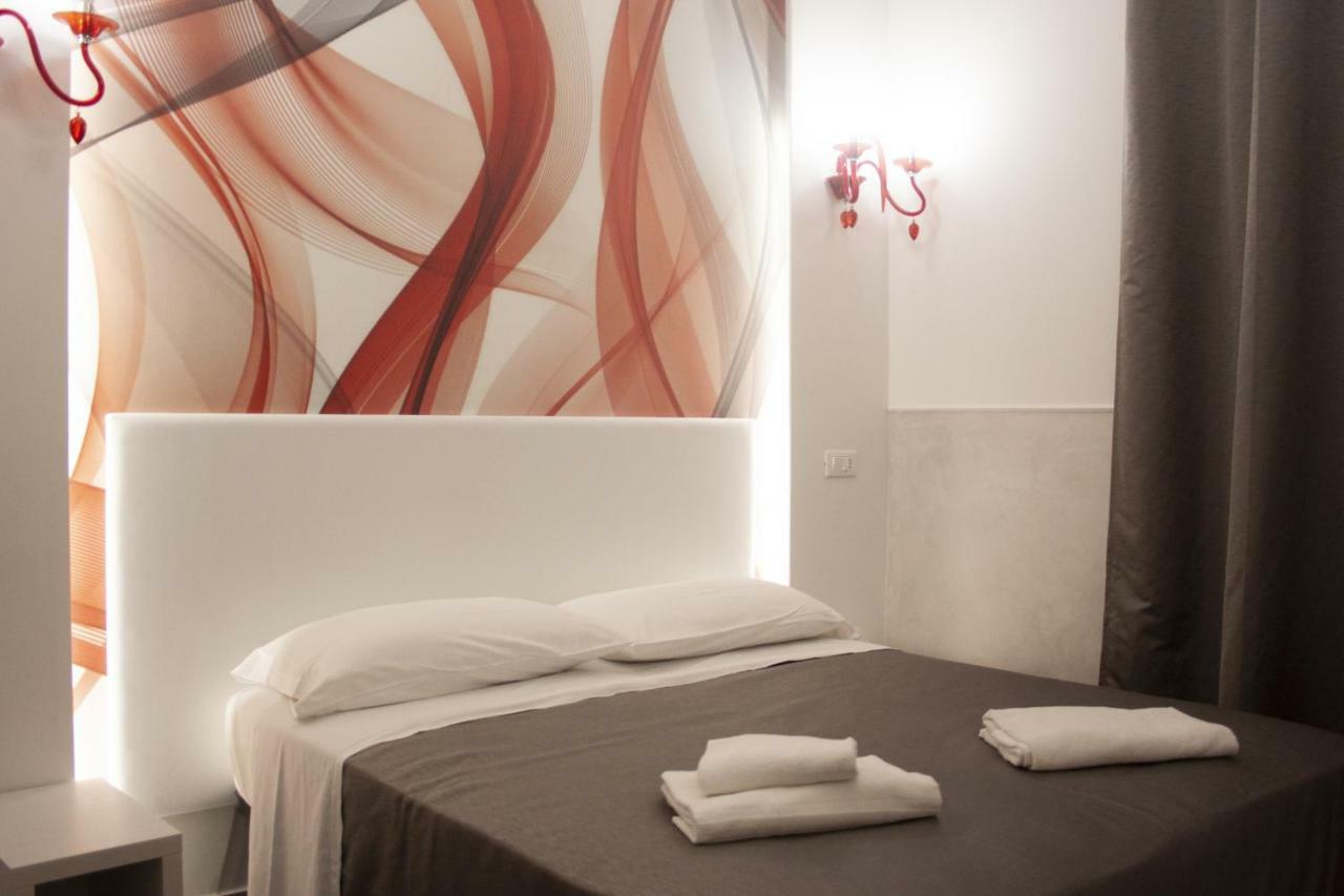 רומא Rubino Guest House מראה חיצוני תמונה