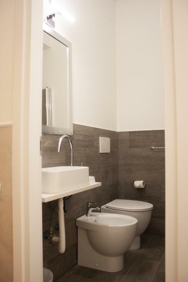 רומא Rubino Guest House מראה חיצוני תמונה